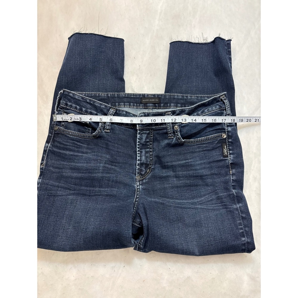 Silver Jeans Co Avery Straight Leg Jeans Dark Wash Frayed Hem Women's Size - Picture 7 of 12